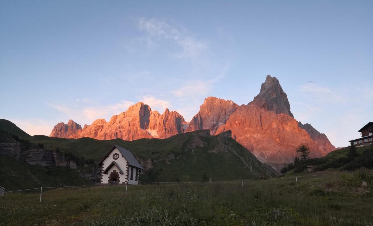 Hotel Alpenrose 帕索罗莱 外观 照片